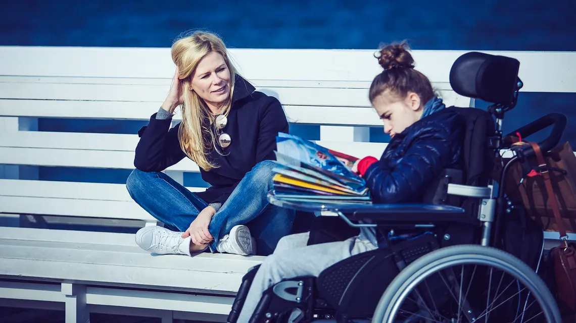 Monika Lewandowska z córką Aleksandrą. Sopot, kwiecień 2018 r. // Fot. Renata Dąbrowska / Agencja Wyborcza.pl