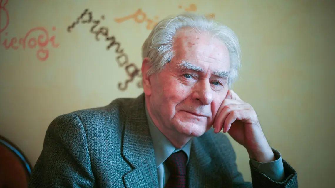 Wiesław Myśliwski. Warszawa, 23 listopada 2011 r. // Fot. Tomasz Gzell / PAP