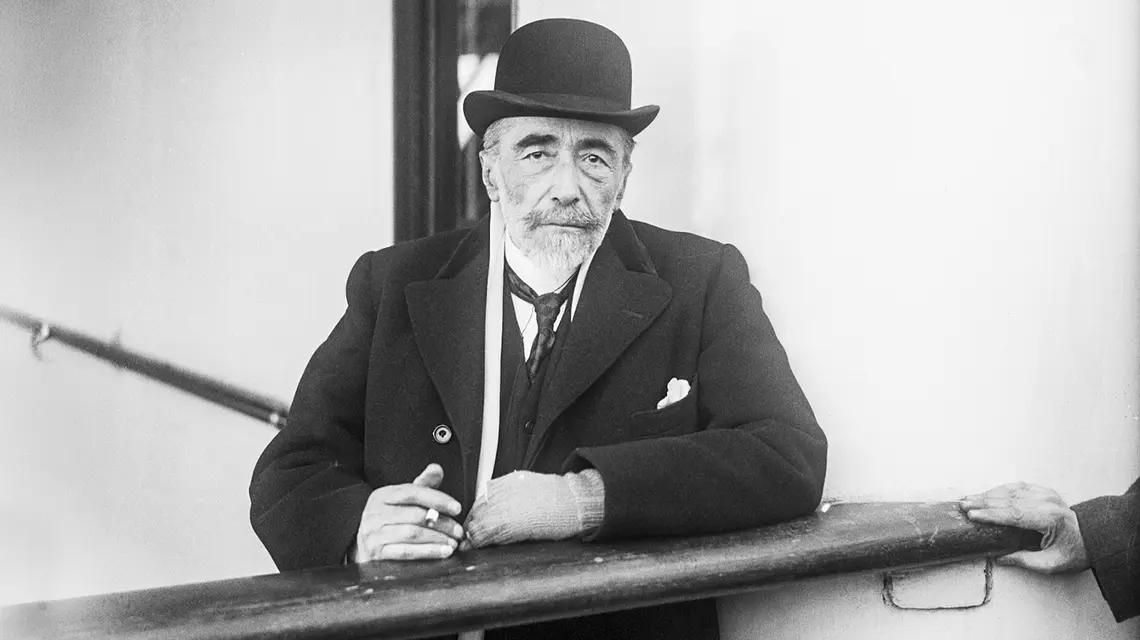 Joseph Conrad na pokładzie statku S.S. „Tuscania” przybywa do Nowego Jorku, maj, 1923 r. // Fot. Bettmann / Getty Images 
