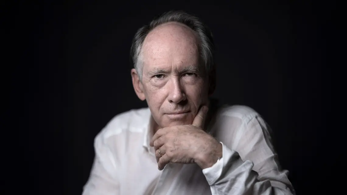 Ian McEwan, 2023 r. // Fot. Joel Saget / AFP / East News