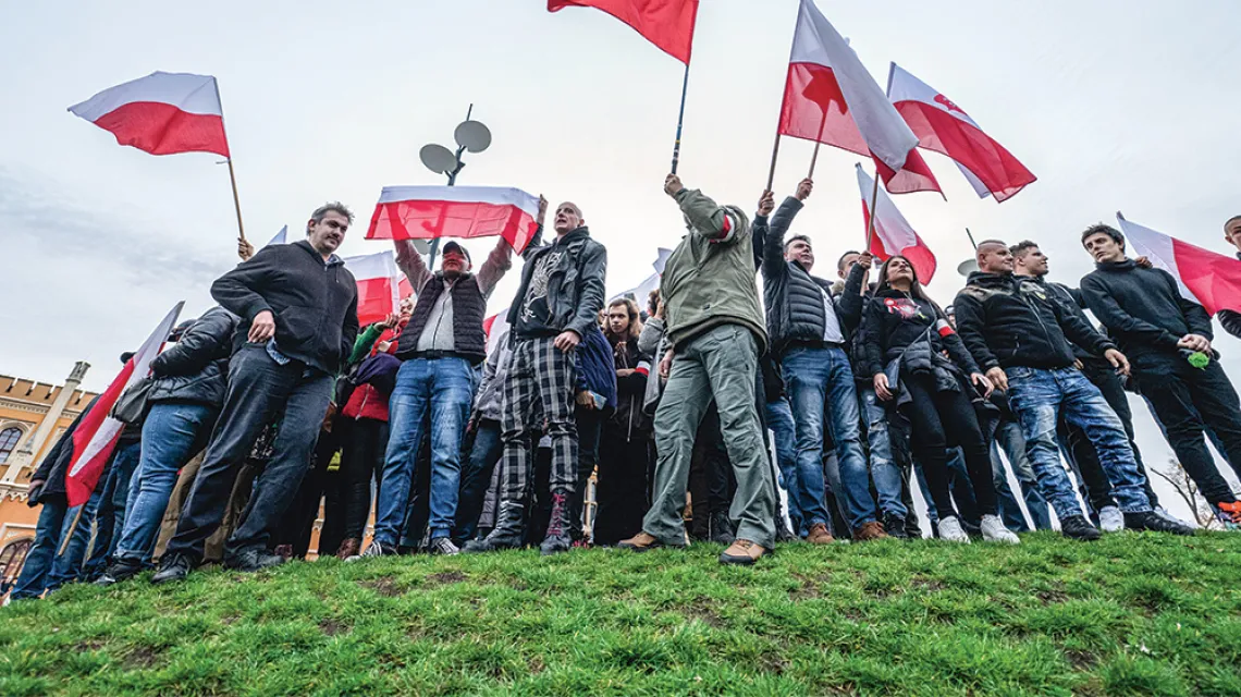 W 2021 r. ok. 10 proc. budżetu Funduszu Patriotycznego przeznaczono na wsparcie organizacji zajmujących się Marszem ­Niepodległości. Na zdjęciu: uczestnicy marszu pod hasłem „Polak w Polsce Gospodarzem”. Wrocław, 11 listopada 2022 r. / MACIEJ WITKOWSKI / REPORTER