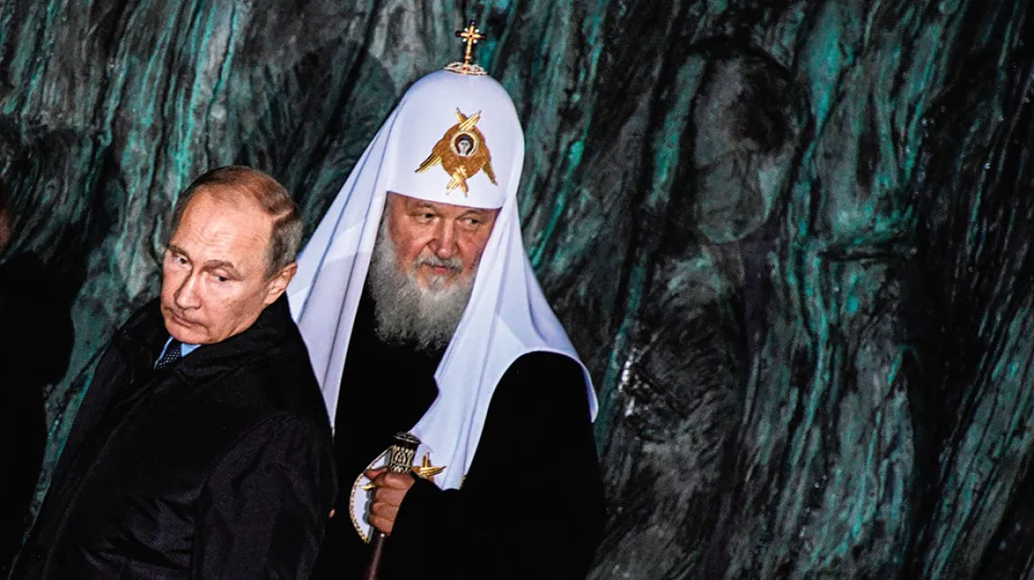 Władimir Putin oraz patriarcha Moskwy i Wszechrusi Cyryl, 2017 r. / ALEXANDER NEMENOV / REUTERS / FORUM