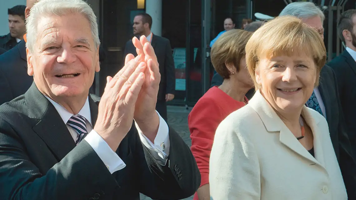 Niemieckiej kanclerz będzie brakować wsparcia prezydenta Joachima Gaucka. / Fot. Boris Roessler / POOL / AFP / EAST NEWS