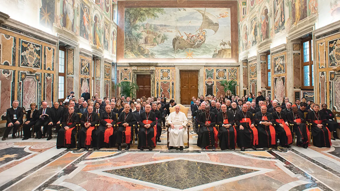 Audiencja dla uczestników plenarnego posiedzenia Papieskiej Rady ds. Świeckich, 7 lutego 2015 r. / Fot. Osservatore Romano / AFP / EAST NEWS