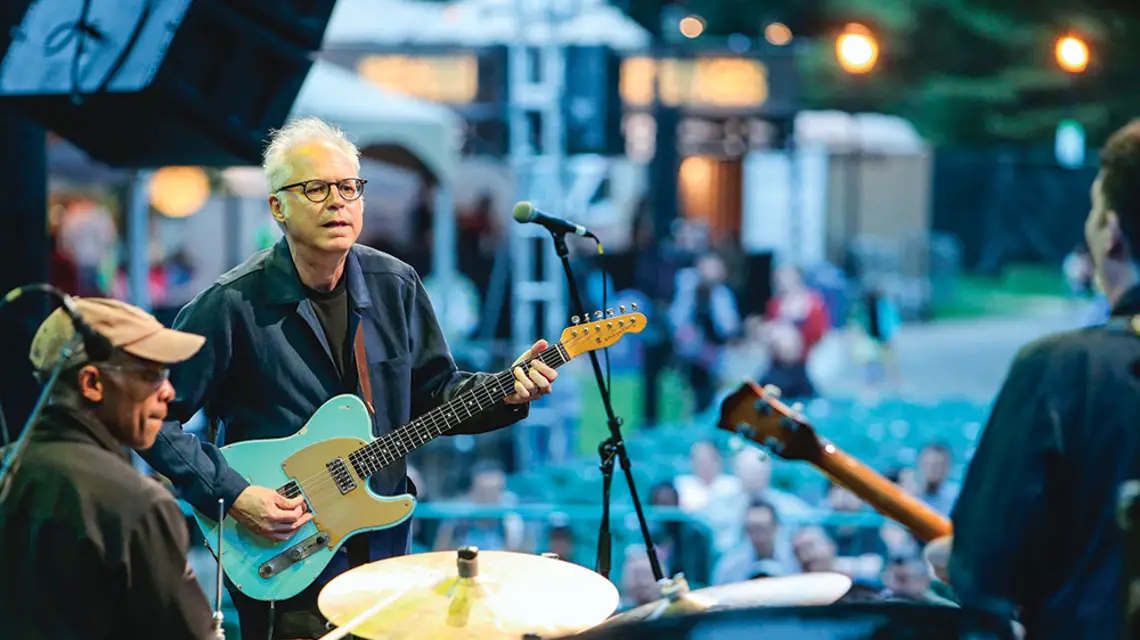 Bill Frisell podczas koncertu na Celebrate Brooklyn. Nowy Jork, 18 czerwca 2015 r. / AL PEREIRA / GETTY IMAGES