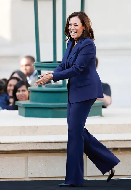 Kamala Harris zaczyna swoją kampanię w prawyborach Partii Demokratycznej – kilka przecznic od miejsca, gdzie się urodziła. Oakland w Kalifornii, 27 stycznia 2019 r. / SCOTT STRAZZANTE