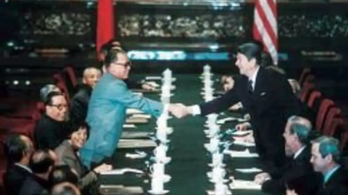 Styczeń 1984, Zhao Ziyang spotyka się z Ronaldem Reaganem w Białym Domu / 