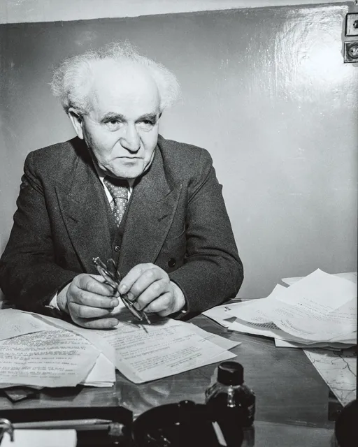 Ben Gurion, jeszcze jako przewodniczący Agencji Żydowskiej, Tel Awiw, 29 marca 1948 r. / BETTMANN / GETTY IMAGES