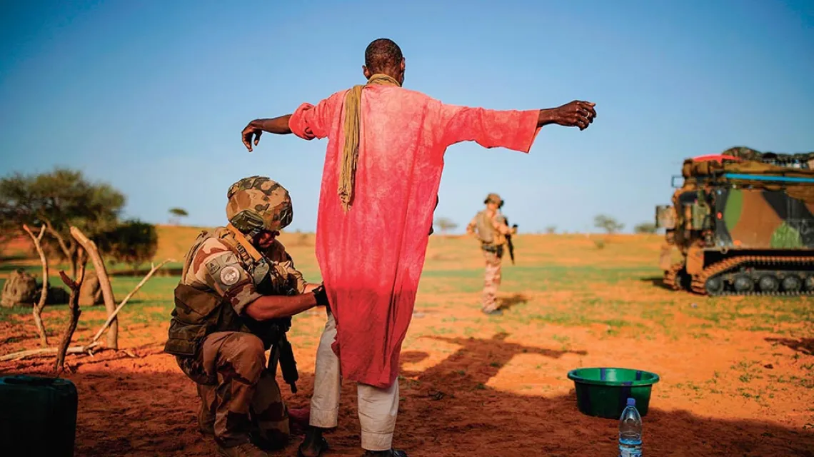 Francuscy żołnierze podczas misji,  której celem była likwidacja oddziału dżihadystycznego aktywnego w dystrykcie Gourma, Mali,  14 sierpnia 2019 r. / REUTERS / FORUM