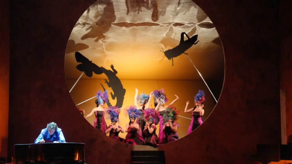 Scena zbiorowa z próby generalnej "Kochanków z klasztoru Valldemosa", Teatr Wielki w Łodzi / fot. Chwalisław Zieliński, Teatr Wielki w Łodzi / 