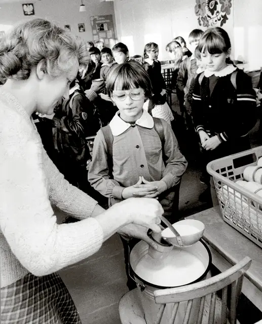 Szkoła Podstawowa nr 72, Szczecin, listopad 1984 r. / fot. Jerzy Undro / CAF / PAP / 