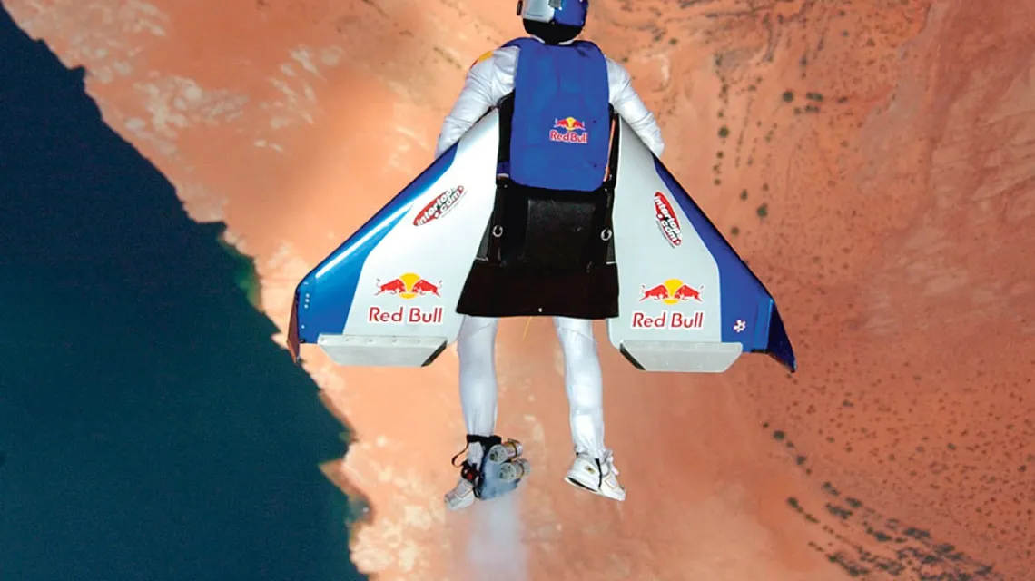 Felix Baumgartner podczas przygotowań do misji Red Bull Stratos / GETTY IMAGES