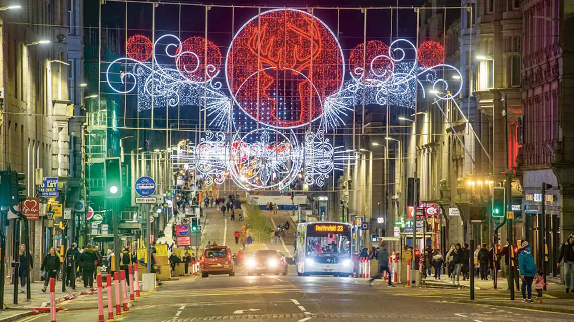 Dekoracje świąteczne na Union Street, Aberdeen, listopad 2021 r. / ABERDEEN CITY COUNCIL