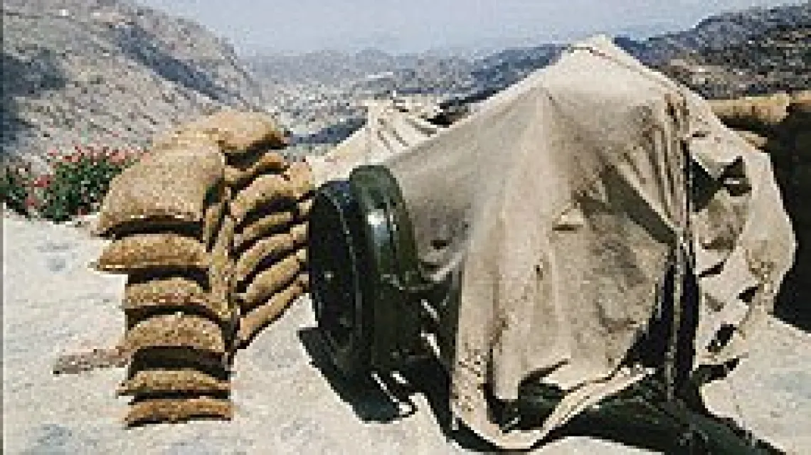 Przełęcz Chajberska, jedno z przejść granicznych między Afganistanem a Pakistanem; widok na Afganistan / fot. K. Strachota / 