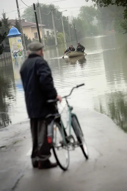 Powódź w Czechowicach-Dziedzicach, 20 maja 2010 r. / fot. Tomasz Żurek / Inimage / 