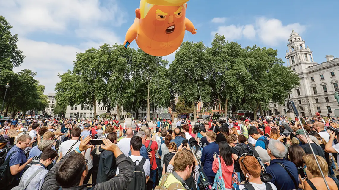 Balon symbolizujący Donalda Trumpa na demonstracji przeciw jego wizycie. Londyn, 13 lipca 2018 r. / TOLGA AKMEN / AFP / EAST NEWS