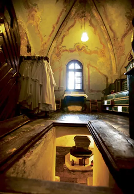 Klasztor ss. benedyktynek w Staniątkach k. Krakowa / fot. Grażyna Makara / 