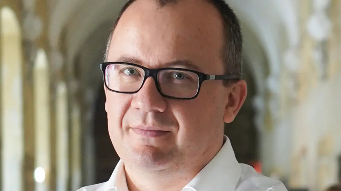  / GRAŻYNA MAKARA
