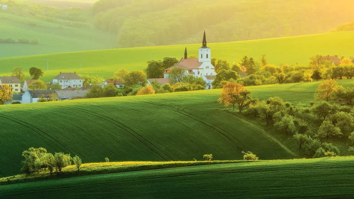 Krajobraz Południowych Moraw, Czechy / ANATOLY GORDIENKO / GETTY IMAGES