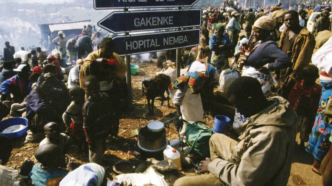 Ruanda, 1994 r. / fot. Jacques Langevin, Sygma, Corbis / 