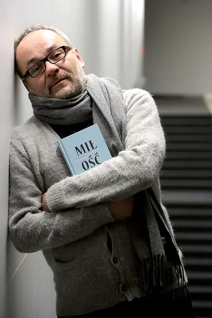  / MARIUSZ PIOTROWSKI