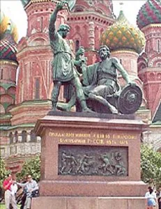 Pomnik wyzwolenia Kremla od "polskich interwentów": dziś rocznica tamtych wydarzeń jest świętem narodowym. / 