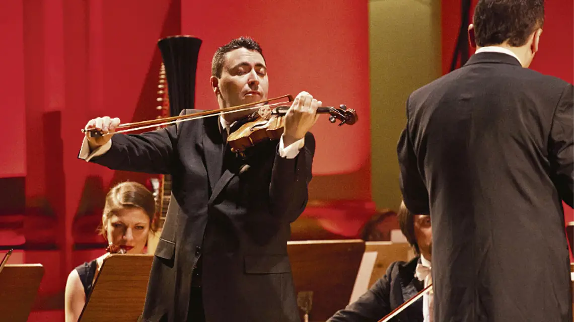 Maxim Vengerov gra z orkiestrą Sinfonietta Cracovia, Filharmonia Krakowska, 14 listopada 2011 r. / fot. www.maciejgas.com/Sinfonietta Cracovia / 