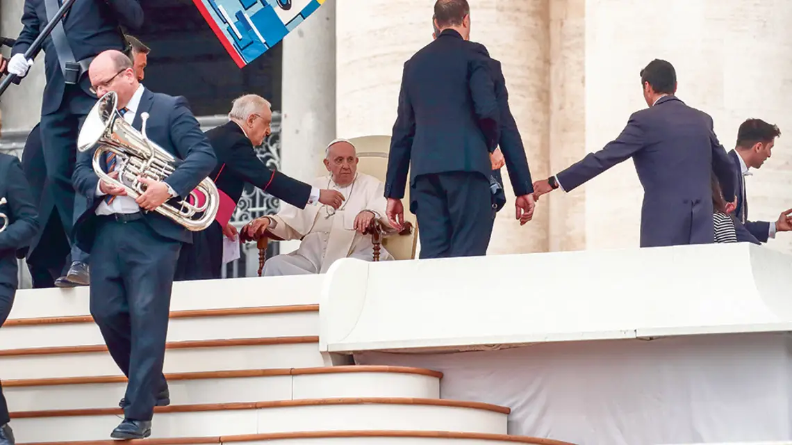 Papież na audiencji generalnej, plac św. Piotra, 4 maja 2022 r. / GRZEGORZ GAŁĄZKA / SIPA / EAST NEWS