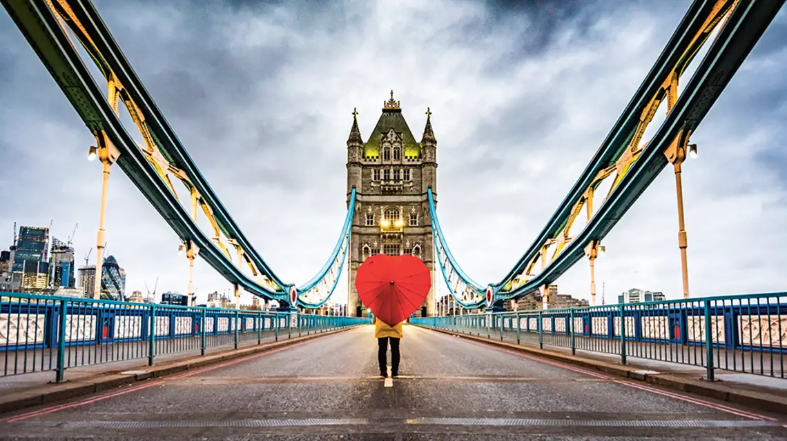 Na moście Tower Bridge w Londynie, 25 grudnia 2017 r. / EACHAT / ISTOCK / GETTY IMAGES
