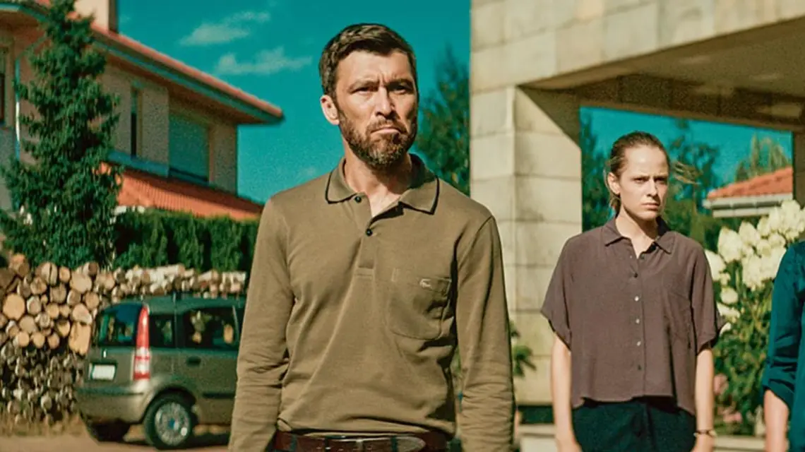 Marcin Czarnik, Maja Pankiewicz i Magdalena Kuta w filmie „Eastern” / AGAINST GRAVITY