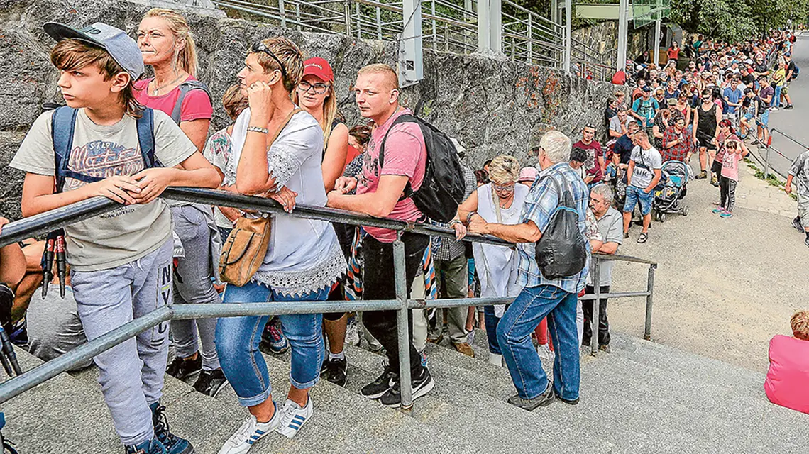  / MAREK PODMOKŁY / AGENCJA GAZETA