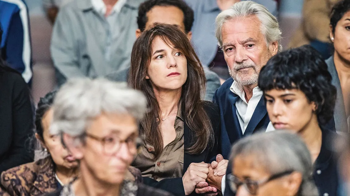 Charlotte Gainsbourg i Pierre Arditi w filmie „Oskarżony” / JÉRÔME PRÉBOIS / GALAPAGOS FILMS