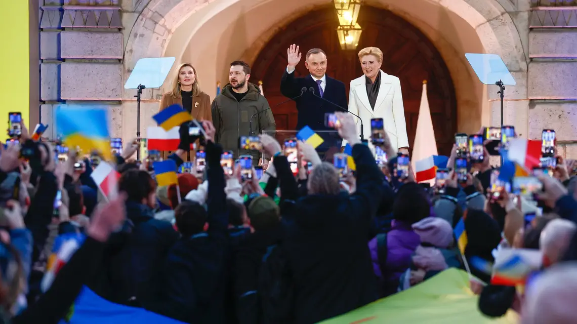 Ołena i Wołodymyr Zełeńscy oraz Agata Kornhauser-Duda i Andrzej Duda na warszawskim Zamku, 5 kwietnia 2023 r. / FOT. Jacek Szydłowski / Forum / 