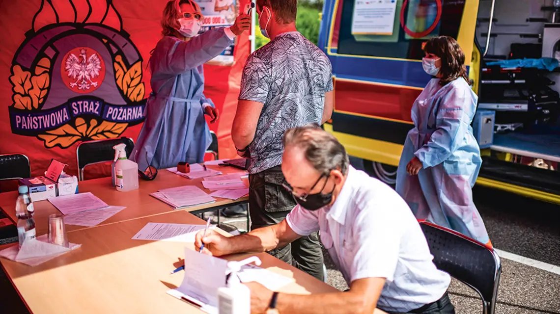Szczepienia przeciw COVID-19 w sanktuarium w Świętej Wodzie (woj. podlaskie), 1 sierpnia 2021 r. MICHAŁ KOŚĆ / FORUM / 