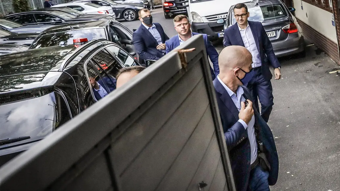 Przed rozmowami w sprawie rekonstrukcji rządu na Nowogrodzkiej. Warszawa, 28 września 2020 r. Fot. GRZEGORZ BANASZAK / REPORTER / 