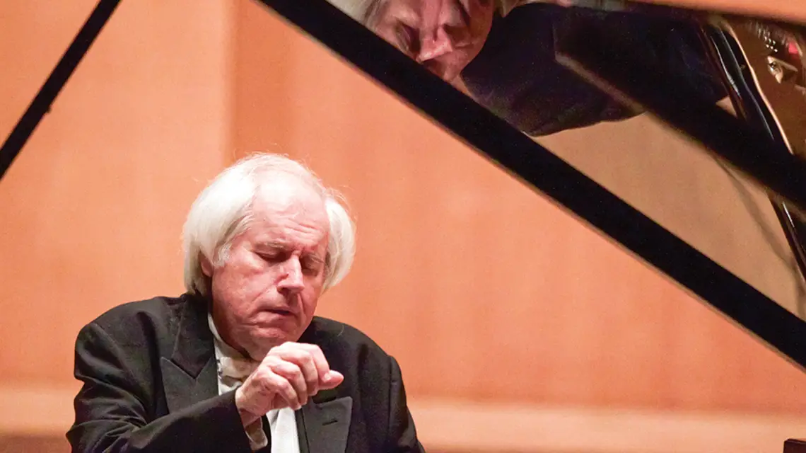 Grigorij Sokołow poczas koncertu w filharmonii w Kolonii. Niemcy, 31 maja 2016 r. / ULLSTEIN BILD / GETTY IMAGES