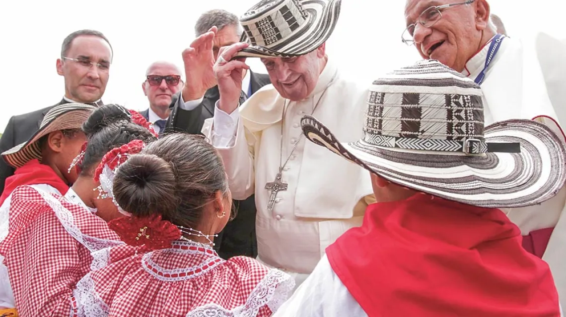 Papież Franciszek podczas pielgrzymki do Kolumbii, Cartagena, 10 września 2017 r. / NELSON CARDENAS / AFP / EAST NEWS