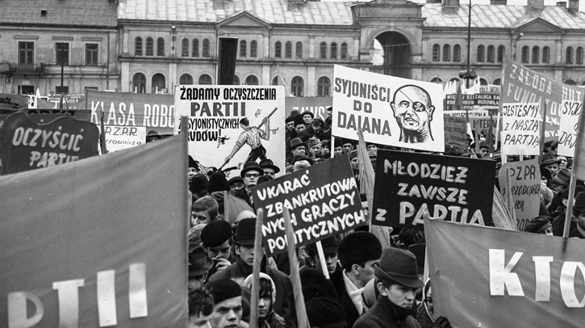 Kielce, marzec 1968 r. / WŁODZIMIERZ WAWRZYNKIEWICZ / PAP