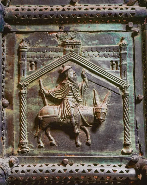 Prorok Balaam na grzbiecie oślicy,  detal z drzwi bazyliki Świętego Zenona  w Weronie, XII wiek. / A. DAGLI ORTI / DEA / GETTY IMAGES