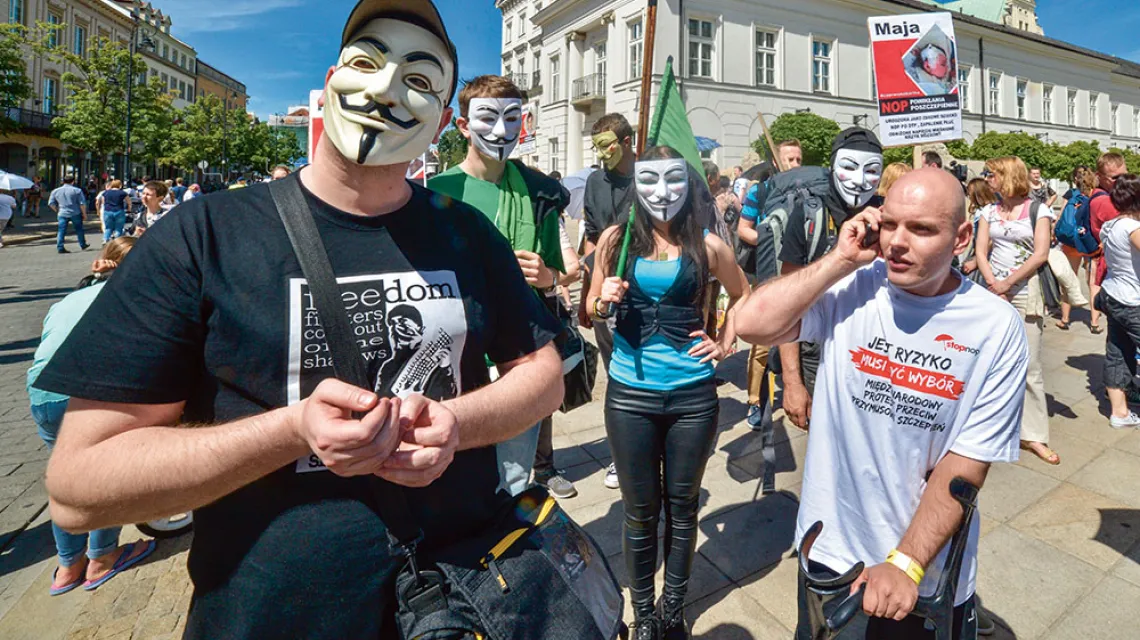 Protest przeciwko obowiązkowym  szczepieniom, Warszawa, 3 czerwca 2017 r. / WŁODZIMIERZ WASYLUK / EAST NEWS