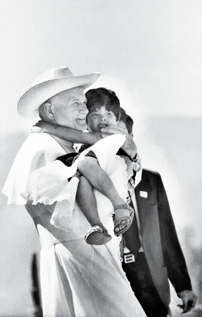 Jan Paweł II w czasie wizyty w indiańskiej wiosce Cuilapan de Guerrero w Meksyku. 29 stycznia 1979 r. / fot. Bettmann / Corbis / 