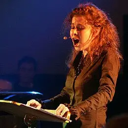 Agata Zubel / 
