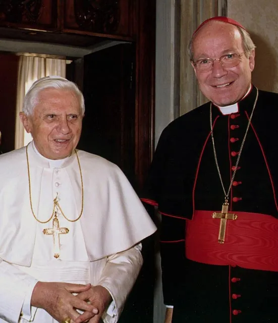 Kardynał Christoph Schönborn z papieżem Benedyktem XVI / 