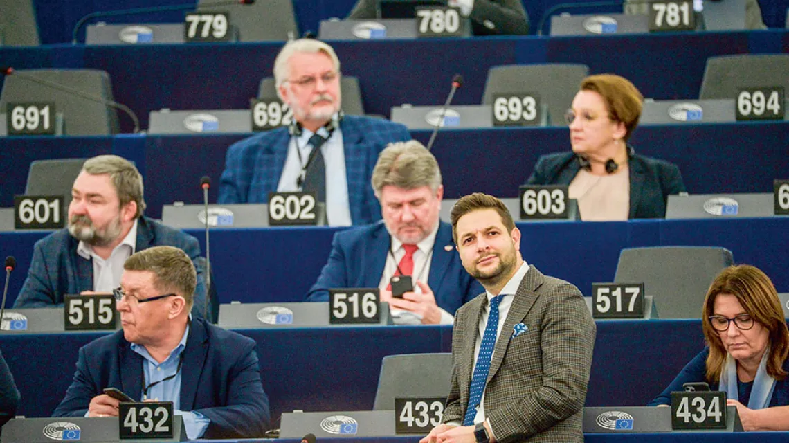Patryk Jaki i europosłowie PiS na posiedzeniu Parlamentu Europejskiego, Strasburg, luty 2020 r. / ALEKSIEJ WITWICKI / FORUM