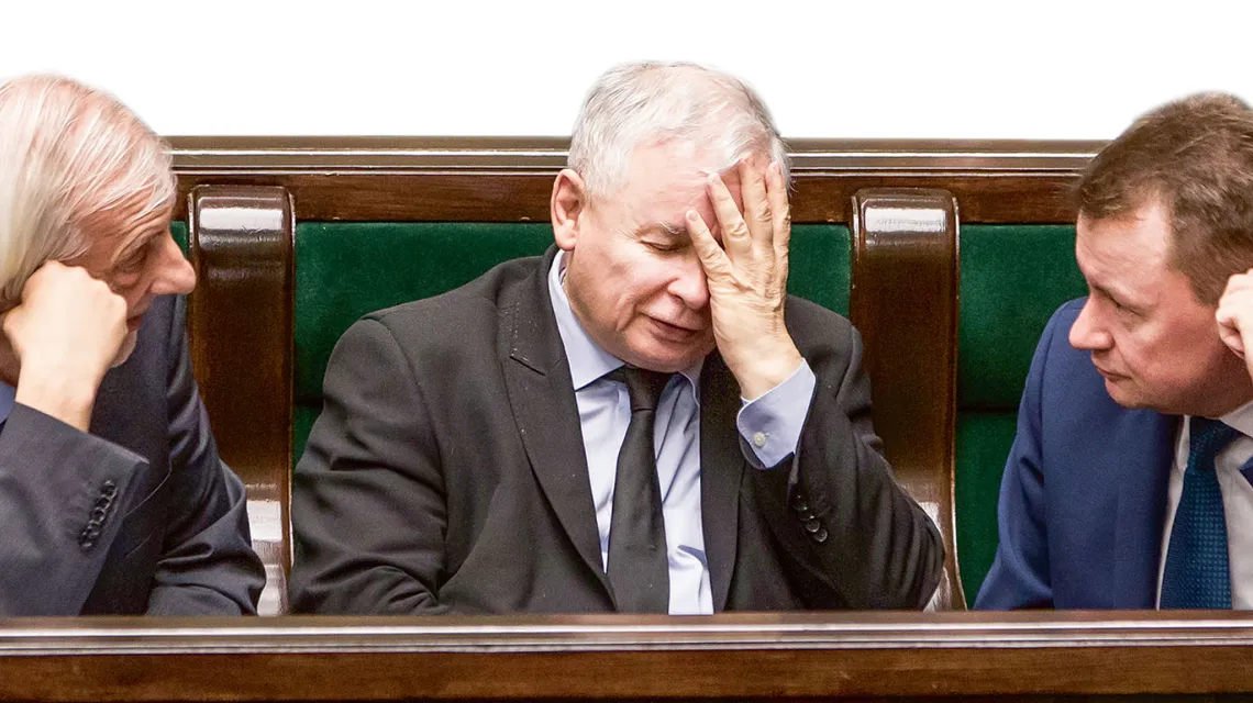 Ryszard Terlecki, Jarosław Kaczyński i Mariusz Błaszczak. Sejm, kwiecień 2016 r. / KRYSTIAN MAJ / FORUM