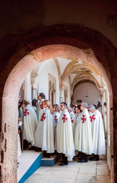 Spotkanie współczesnych templariuszy w klasztorze w Tomar, Portugalia, 23 marca 2013 r. / PAULO CUNHA / EPA / PAP / PAULO CUNHA / EPA / PAP