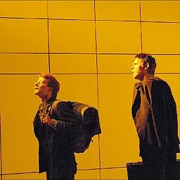 Jedno z najnowszych przedstawień artysty: „Kosmos” Witolda Gombrowicza, Teatr Narodowy 2005 / Fot. STEFAN OKOŁOWICZ / 