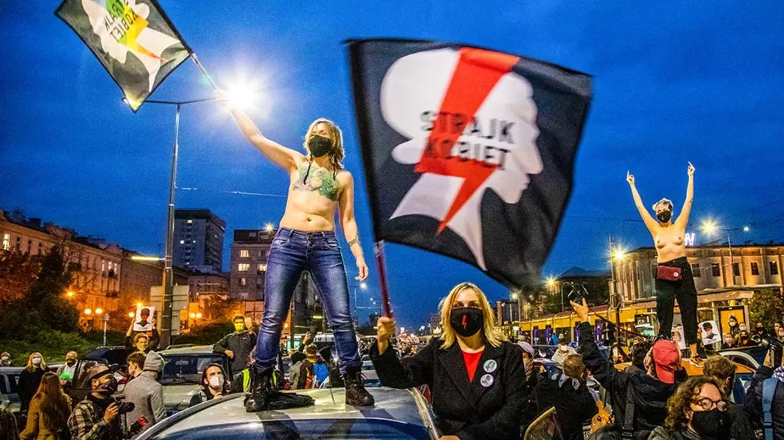  / KATARZYNA PIERZCHAŁA