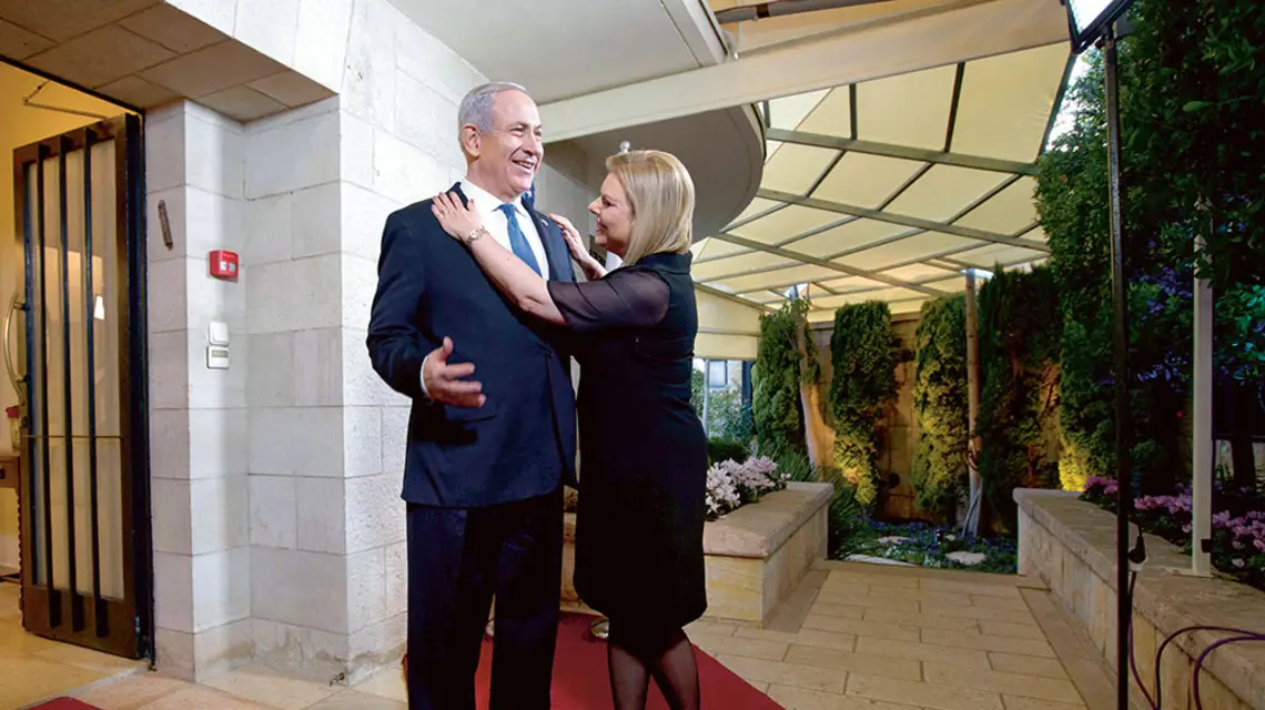 Premier Izraela Benjamin Netanjahu z żoną Sarą, Jerozolima, marzec 2013 r. / DOUG MILLS / REUTERS / FORUM