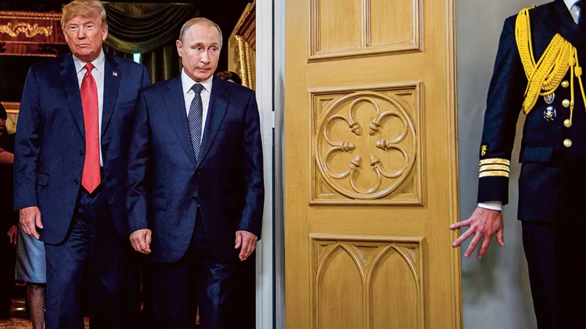 Prezydenci Donald Trump i Władimir Putin w Helsinkach, 16 lipca 2018 r. / FOT. BRENDAN SMIALOWSKI / AFP / EAST NEWS
